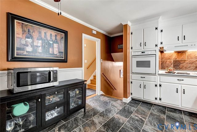 9320 Three Chopt Rd, Henrico, VA 23229