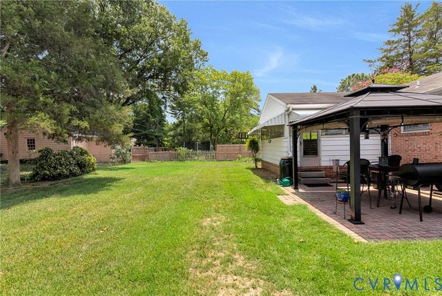 9320 Three Chopt Rd, Henrico, VA 23229