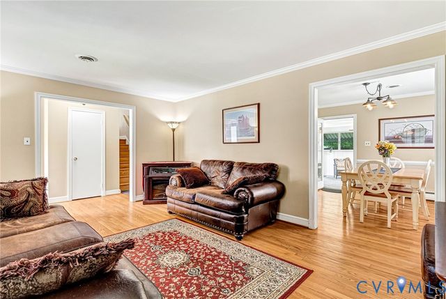 9320 Three Chopt Rd, Henrico, VA 23229
