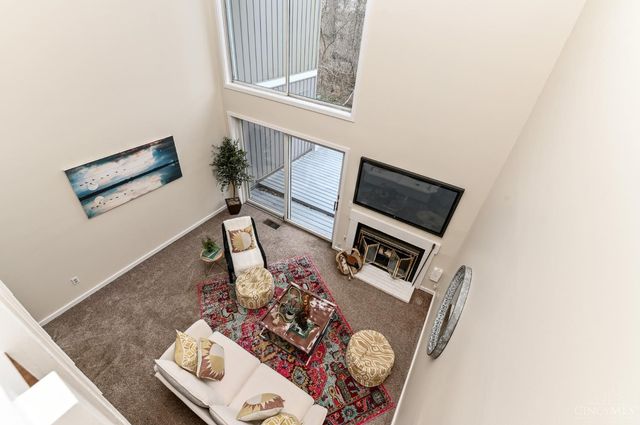 65 Twin Lakes Drive, Fairfield, OH 45014