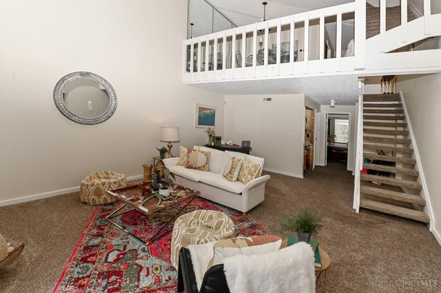 65 Twin Lakes Drive, Fairfield, OH 45014