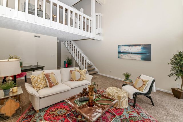 65 Twin Lakes Drive, Fairfield, OH 45014