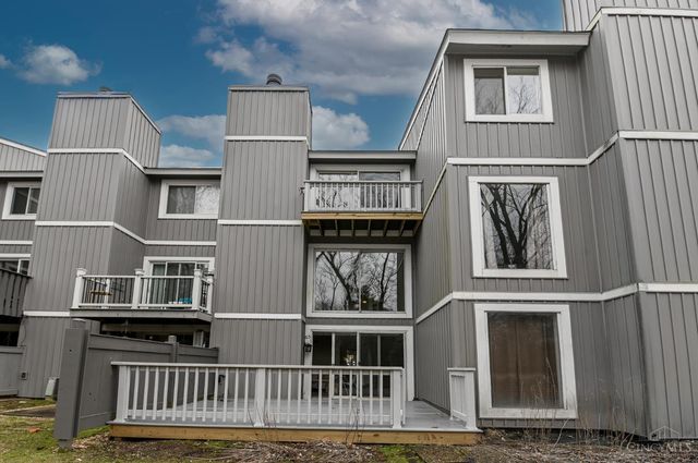 65 Twin Lakes Drive, Fairfield, OH 45014