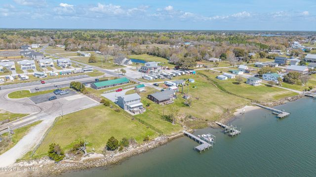 252 Shell Rock Landing Road, Hubert, NC 28539