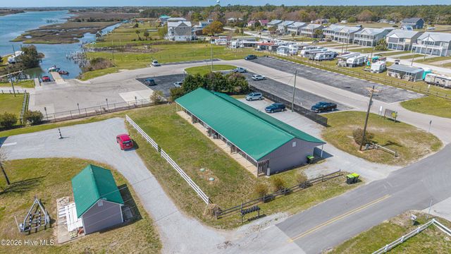 252 Shell Rock Landing Road, Hubert, NC 28539