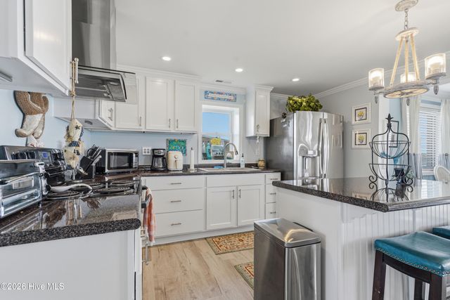 252 Shell Rock Landing Road, Hubert, NC 28539