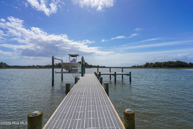 252 Shell Rock Landing Road, Hubert, NC 28539