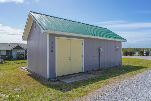 252 Shell Rock Landing Road, Hubert, NC 28539