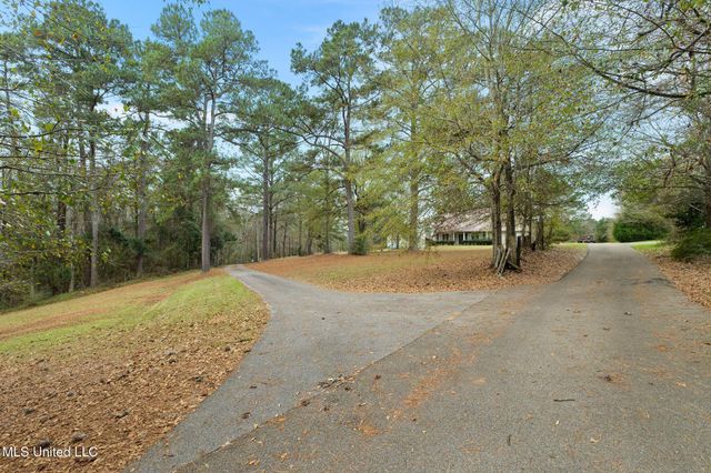 9 Albert Odom Drive, A, Poplarville, MS 39470