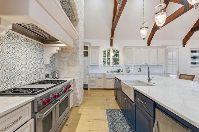 16400 Hamilton Pool RD, Austin, TX 78738