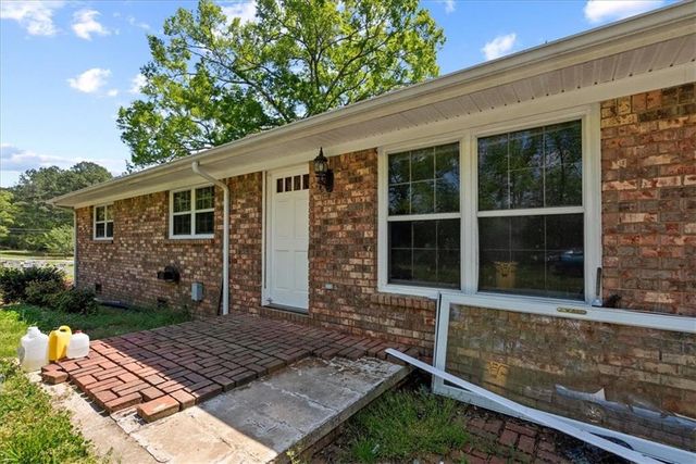 287 Moores Ferry Drive SW, Plainville, GA 30733