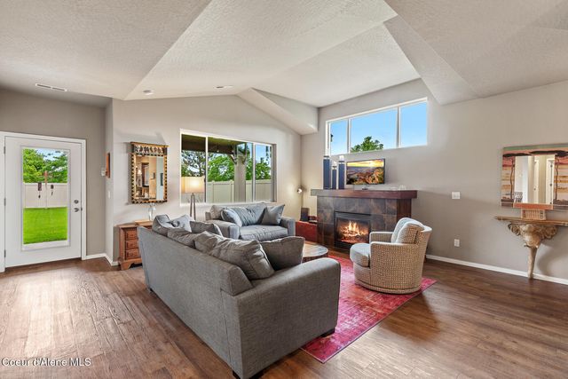 6796 N Cornwall ST, Coeur D'alene, ID 83815