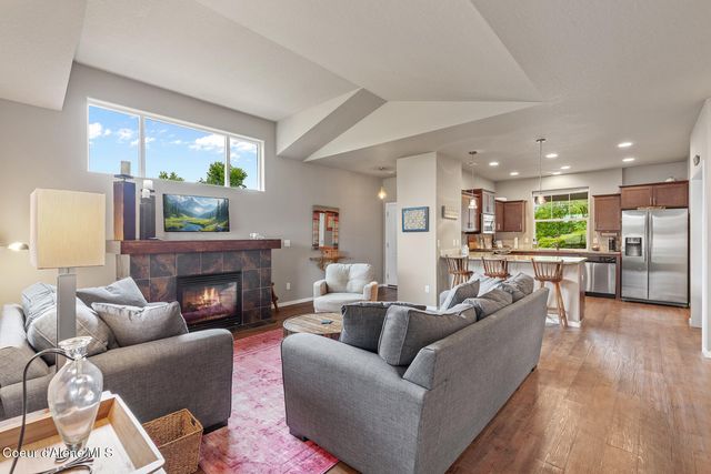6796 N Cornwall ST, Coeur D'alene, ID 83815
