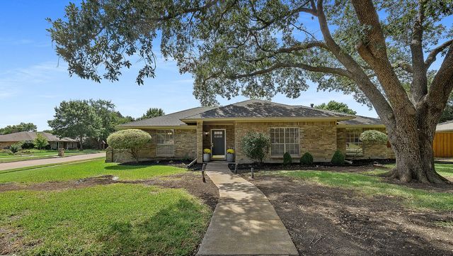 2801 Kyle Drive, Plano, TX 75075