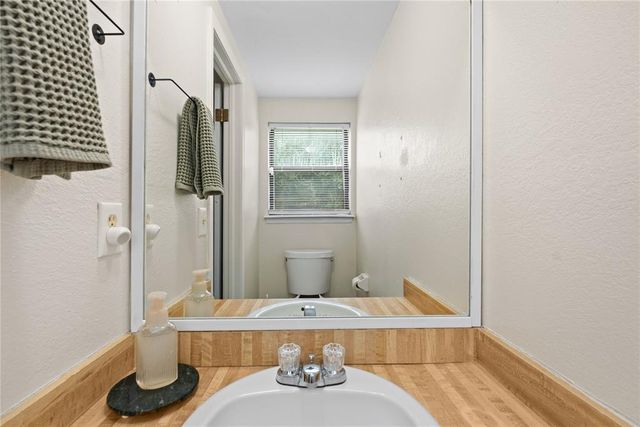 701 Cherryvale Road, Edmond, OK 73003