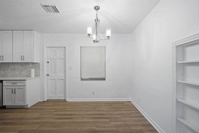 4630 NE 3rd Terrace, Oakland Park, FL 33334