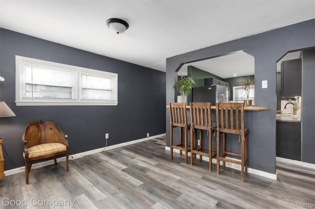 20315 Lancaster Street, Harper Woods, MI 48225