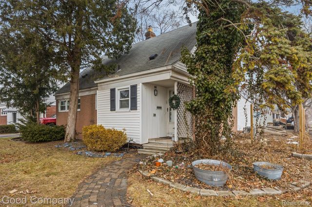 20315 Lancaster Street, Harper Woods, MI 48225