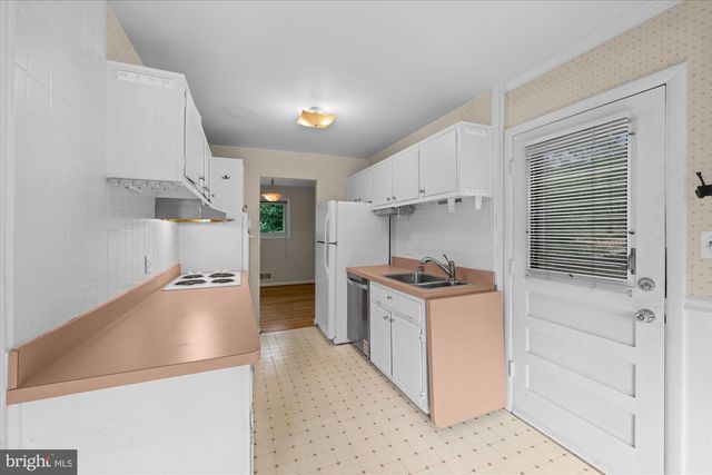 7809 KILLEBREW DR, Annandale, VA 22003