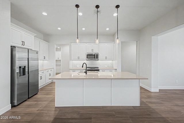 16909 W EARLL Drive, Goodyear, AZ 85395