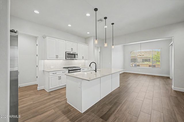 16909 W EARLL Drive, Goodyear, AZ 85395