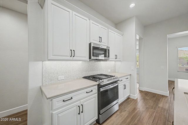 16909 W EARLL Drive, Goodyear, AZ 85395