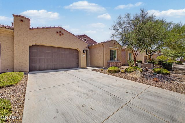 16909 W EARLL Drive, Goodyear, AZ 85395