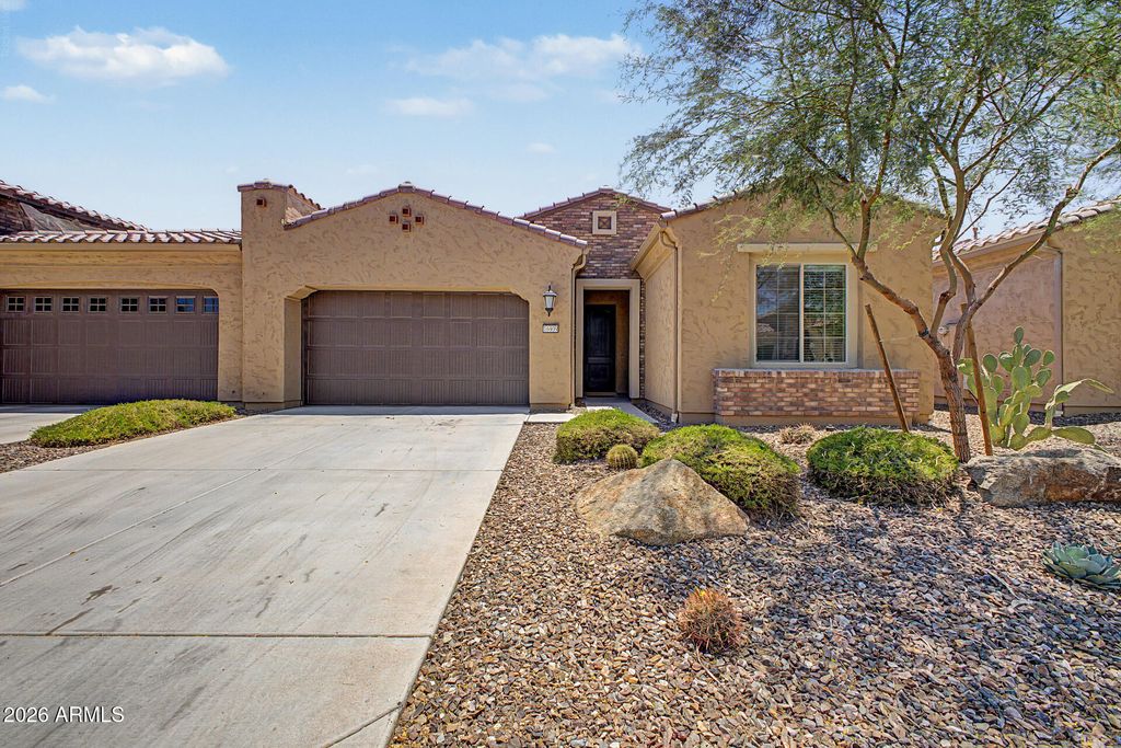 16909 W EARLL Drive, Goodyear, AZ 85395