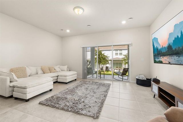 2706 FETCHING TRAIL, Davenport, FL 33896