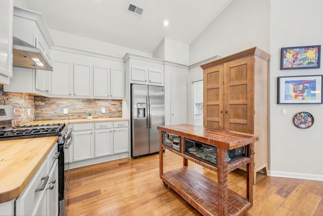 1215 Loblolly Ln., Conway, SC 29526