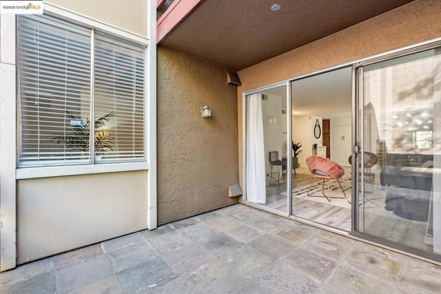 2121 Vale RD 121, San Pablo, CA 94806