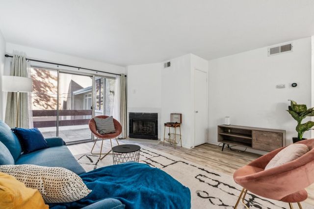 2121 Vale RD 121, San Pablo, CA 94806