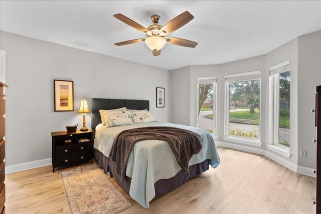 16723 Dale Oak Way, Houston, TX 77058