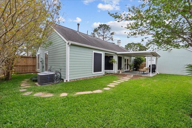 16723 Dale Oak Way, Houston, TX 77058