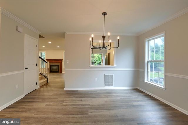 1199 CROSS CREEK DR, Mechanicsburg, PA 17050