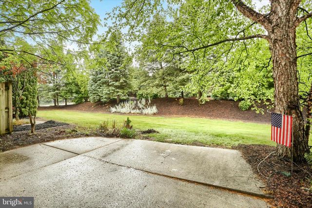 1199 CROSS CREEK DR, Mechanicsburg, PA 17050