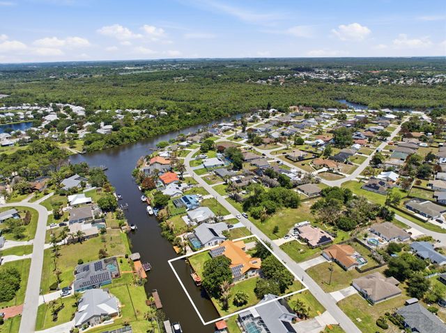229 NE Sagamore Terrace, Port St. Lucie, Port St Lucie, FL 34983