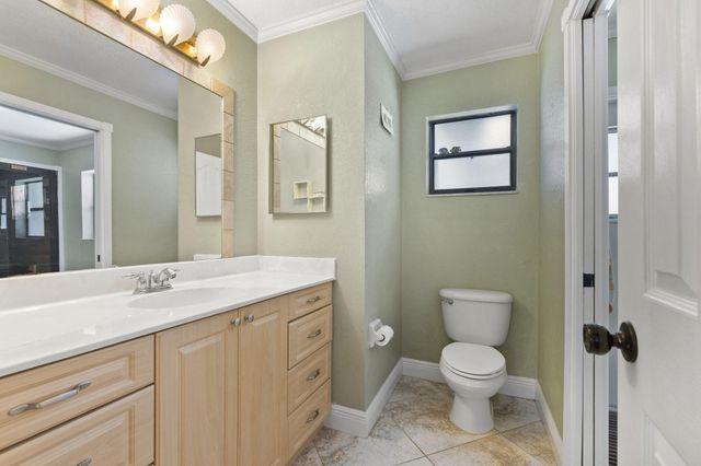 229 NE Sagamore Terrace, Port St. Lucie, Port St Lucie, FL 34983