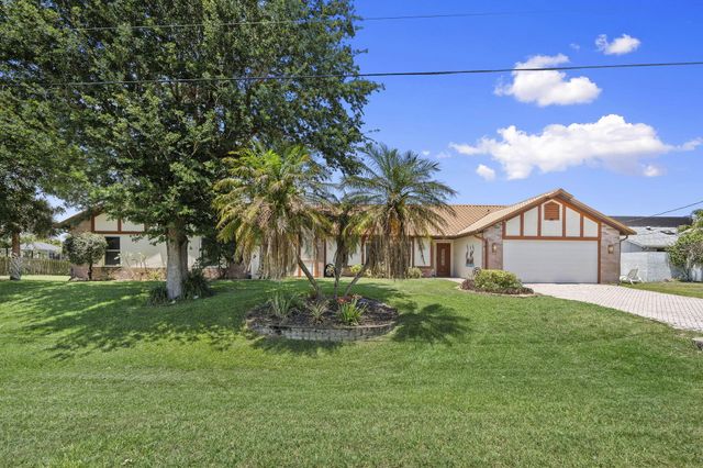 229 NE Sagamore Terrace, Port St. Lucie, Port St Lucie, FL 34983
