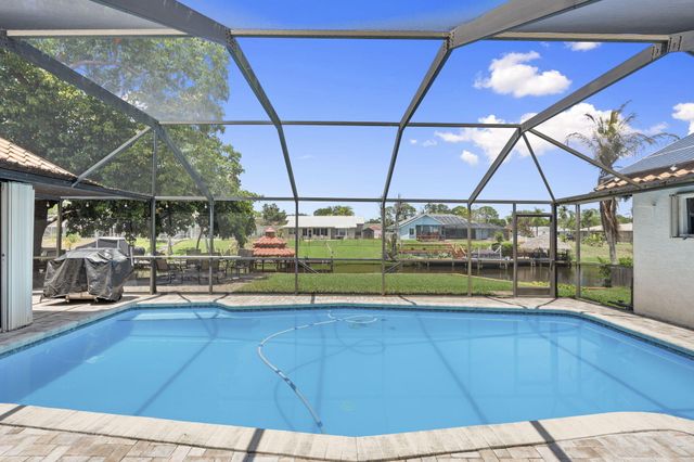 229 NE Sagamore Terrace, Port St. Lucie, Port St Lucie, FL 34983
