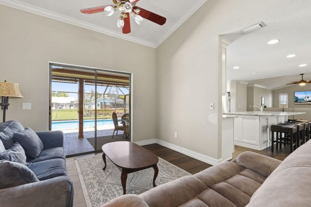229 NE Sagamore Terrace, Port St. Lucie, Port St Lucie, FL 34983