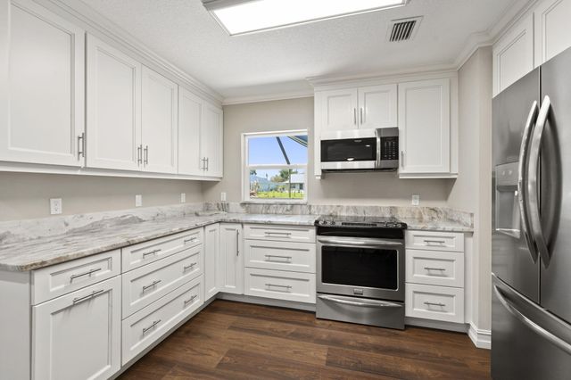 229 NE Sagamore Terrace, Port St. Lucie, Port St Lucie, FL 34983