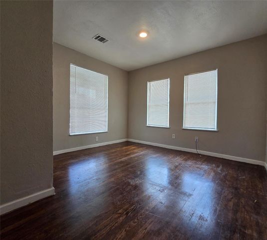 1036 Caperton Street, Houston, TX 77022