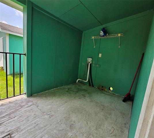 1036 Caperton Street, Houston, TX 77022