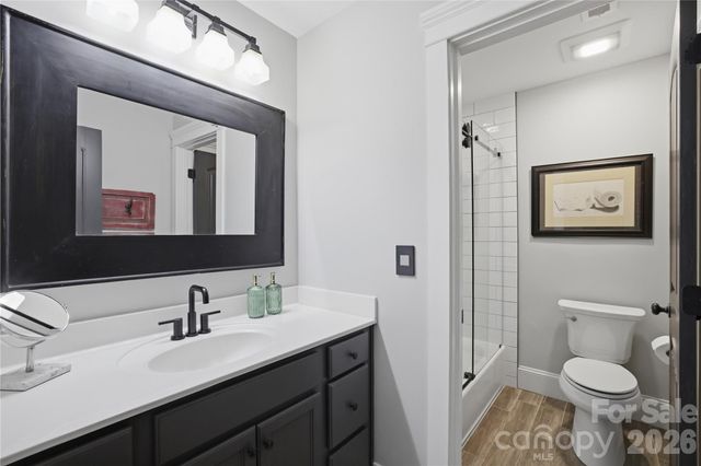 190 Kenway Loop, Mooresville, NC 28117