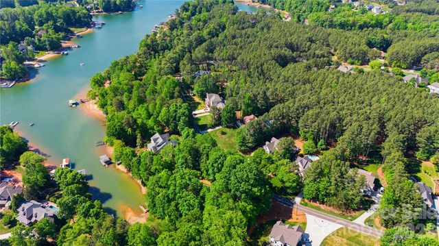 190 Kenway Loop, Mooresville, NC 28117