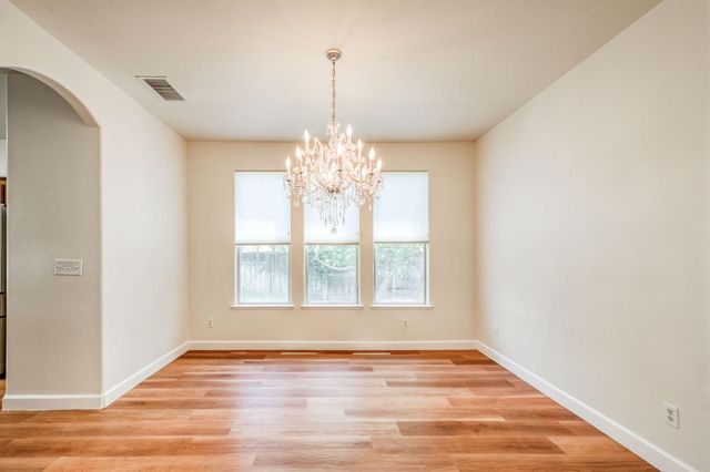 377 Moody Avenue, Clovis, CA 93619