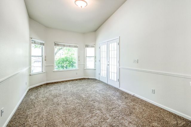 377 Moody Avenue, Clovis, CA 93619