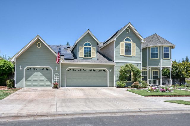 377 Moody Avenue, Clovis, CA 93619