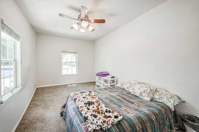377 Moody Avenue, Clovis, CA 93619